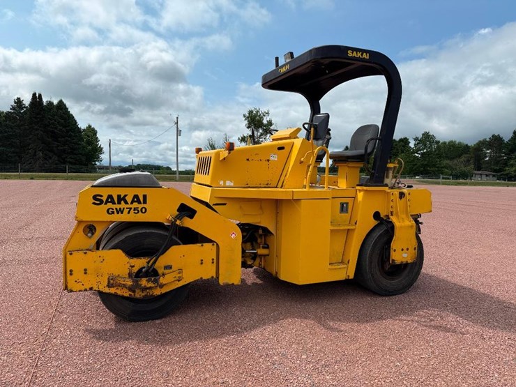 sakai-gw750-image-1