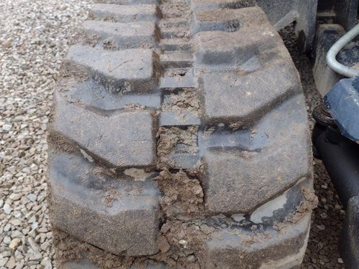 2016-kubota-kx040-4-image-30
