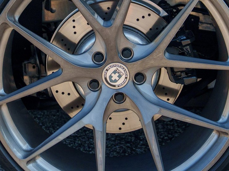 #1064-•-2015-bmw-i-8-image-48