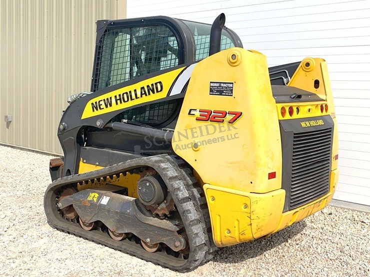 2021-new-holland-c327-image-6
