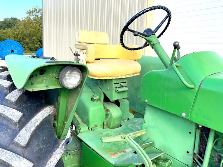 john-deere-4010-image-18