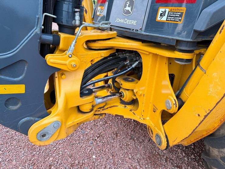 2019-deere-310sl-hl-image-32