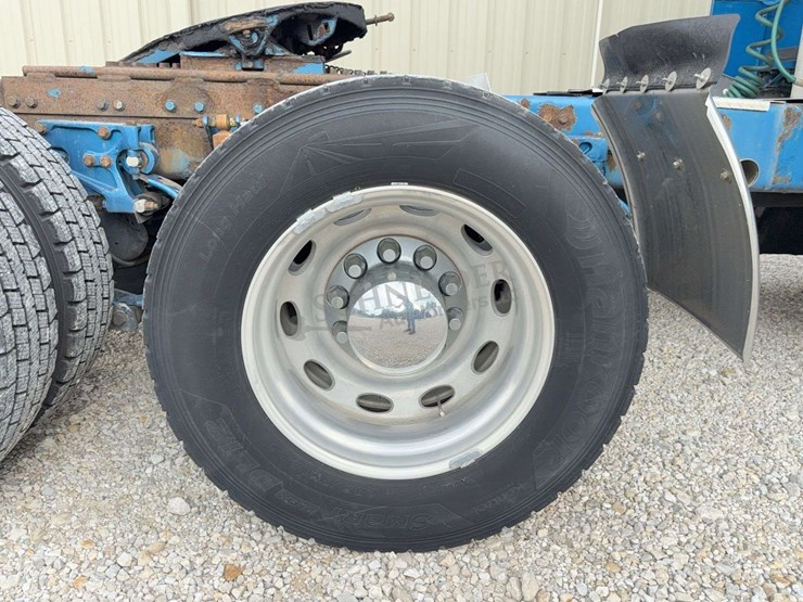 2007-peterbilt-386-image-26