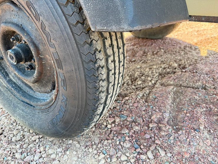 2019-doosan-p185-image-8