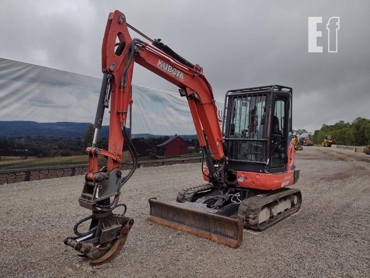 2016-kubota-kx040-4-image-36