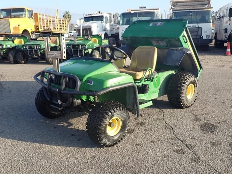 2012-john-deere-gator-image-1