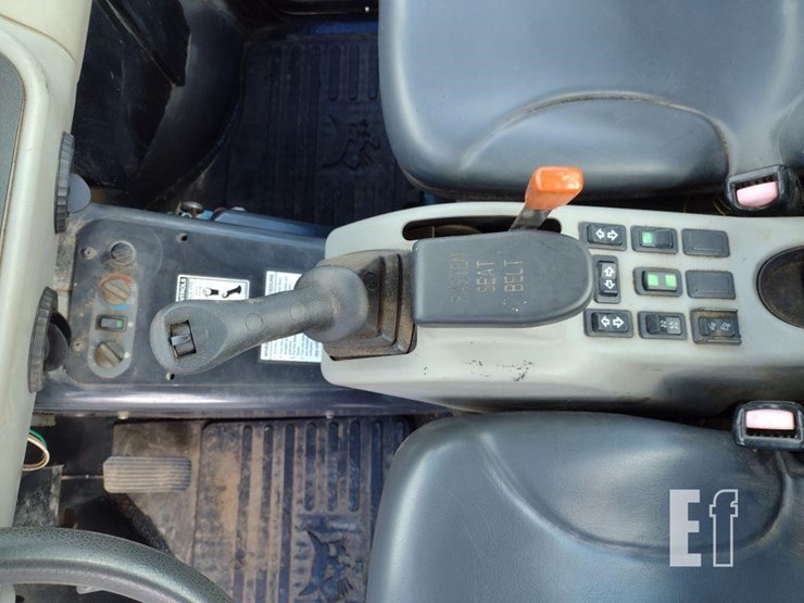 2006-bobcat-toolcat-5600-image-8