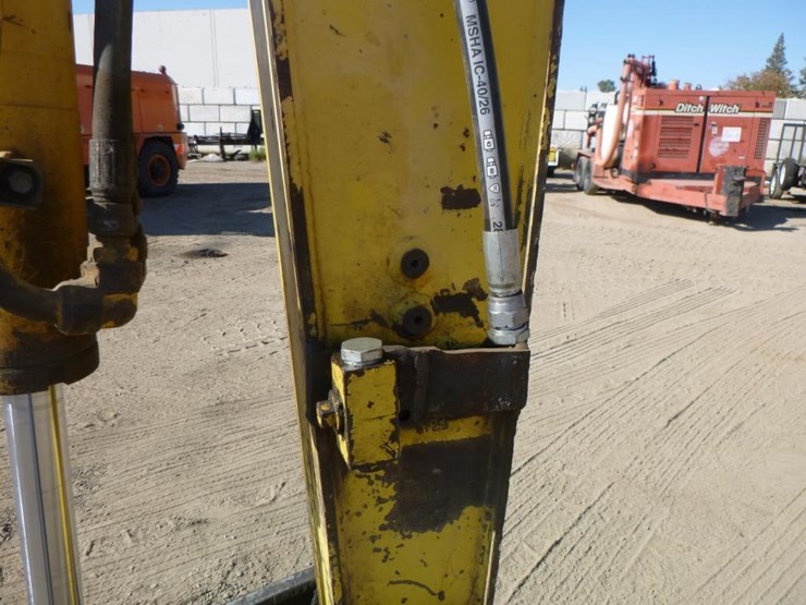 2003-kobelco-sk45sr-image-19