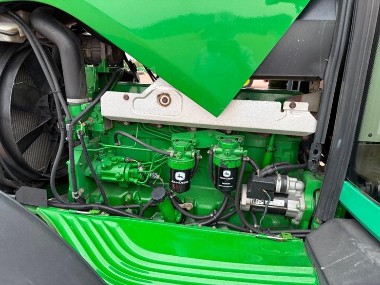 john-deere-7220-image-30