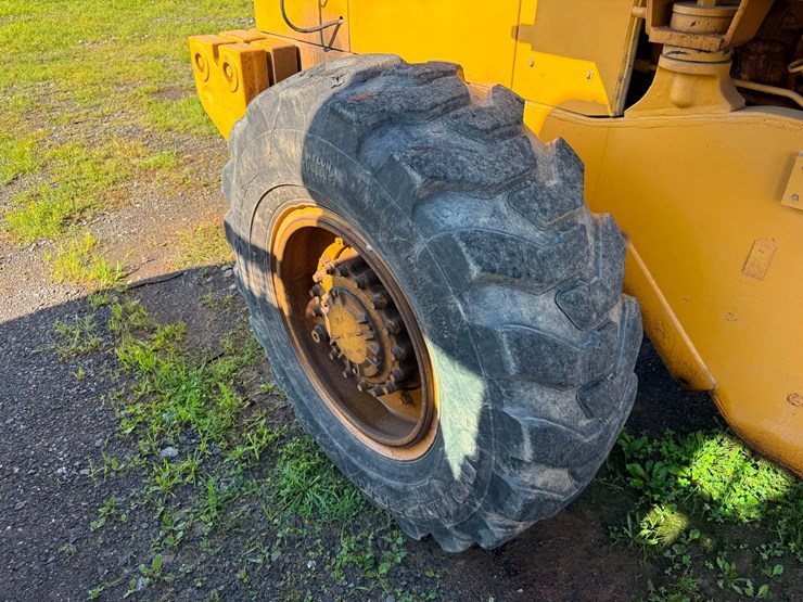 caterpillar-it18b-image-20