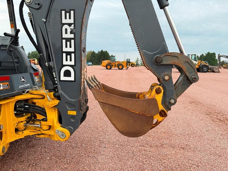 2019-deere-310sl-hl-image-35