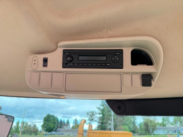 john-deere-6120r-image-61