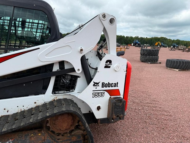 bobcat-t595-image-12