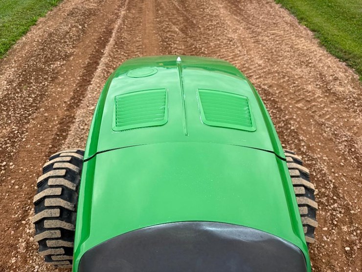 john-deere-4044m-image-41