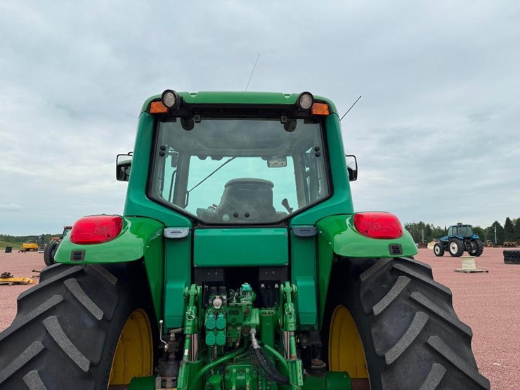 john-deere-7220-image-22