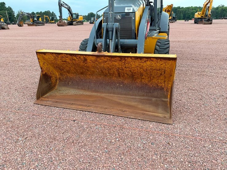 2019-deere-310sl-hl-image-24