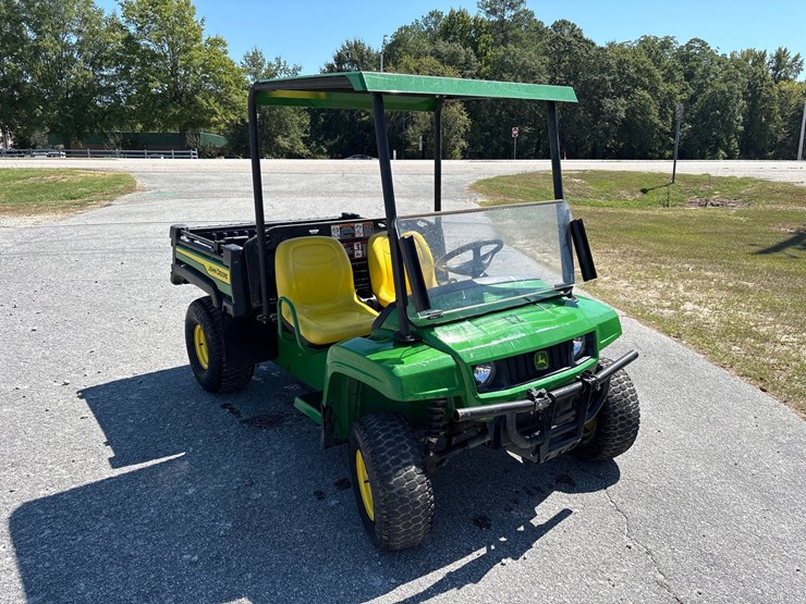 john-deere-gator-image-6