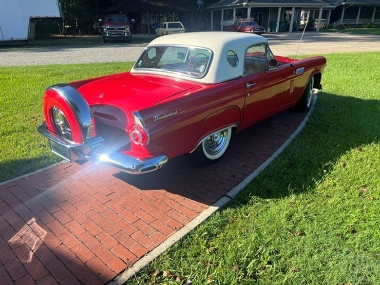 #1067-•-offered-at-no-reserve-|-1956-ford-thunderbird-hardtop-convertible-image-2