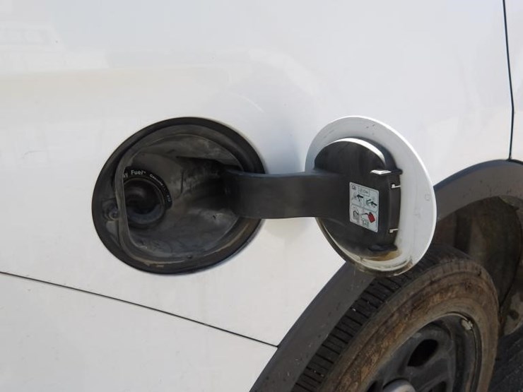 2015-ford-explorer-image-9