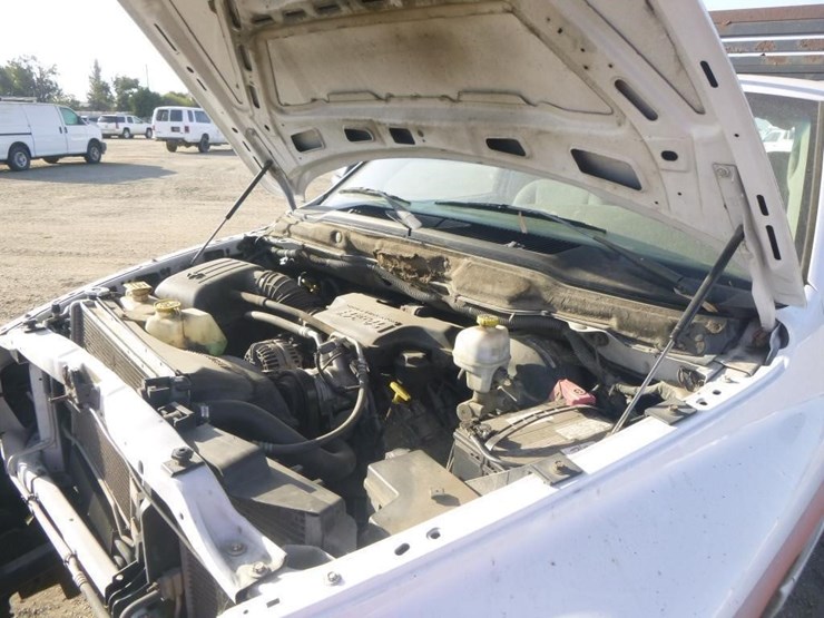 2005-dodge-ram-2500-image-24