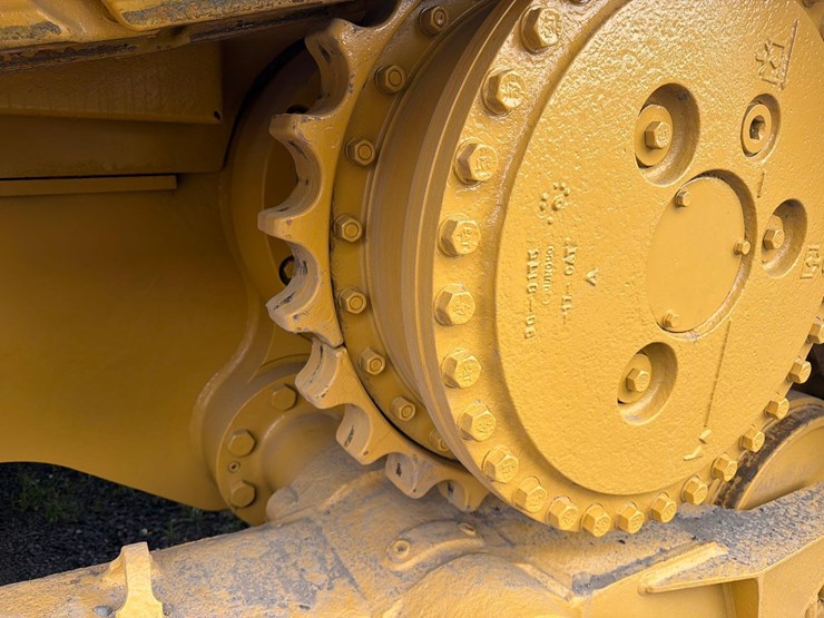 caterpillar-d6t-lgp-image-10