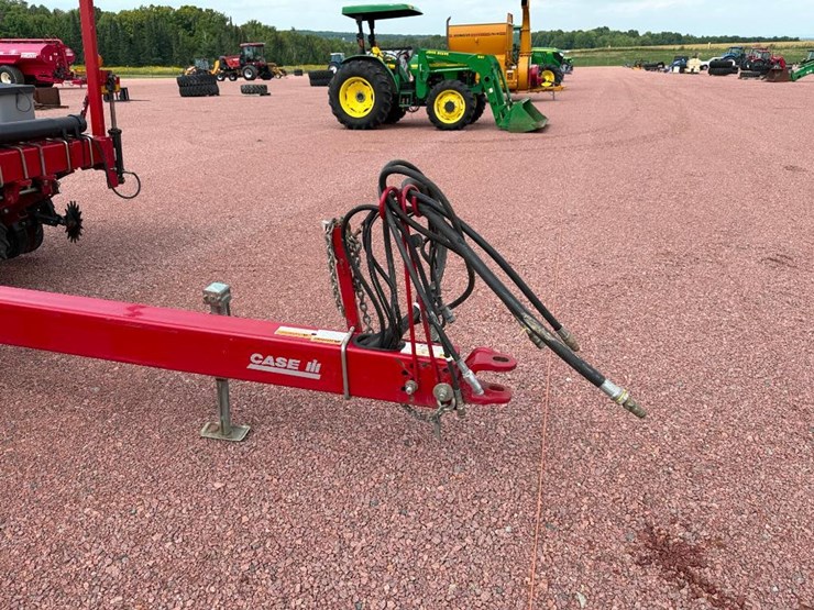 case-ih-1200-image-13