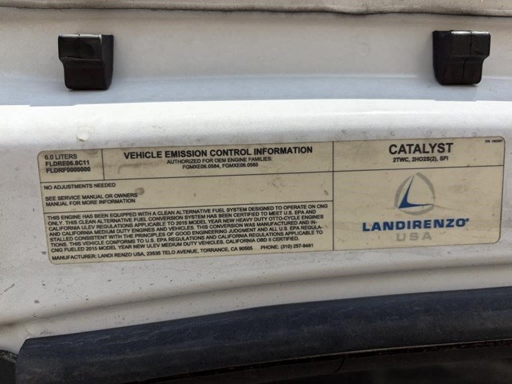 2015-chevrolet-2500-image-9