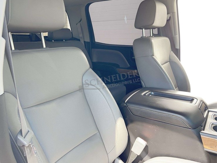 2015-chevrolet-2500hd-image-51