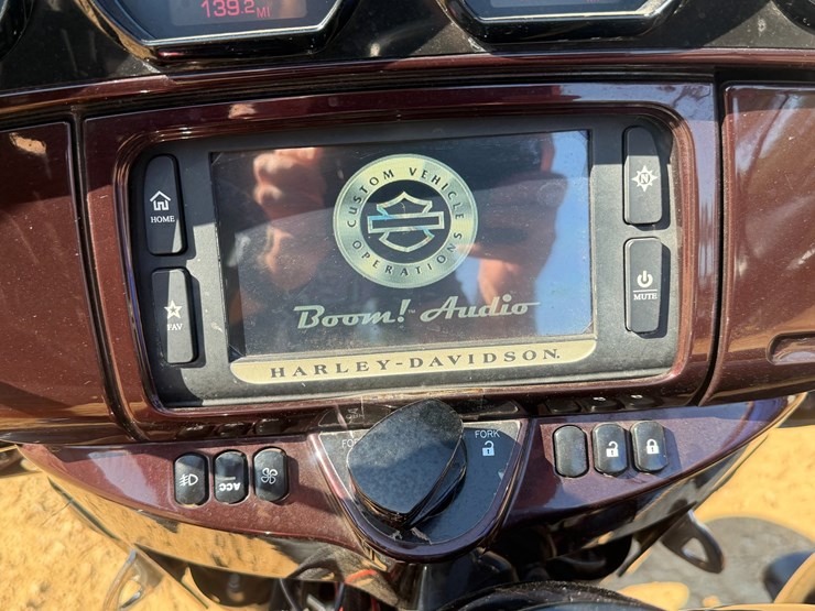 #1075-•-2018-harley-davidson-flhtkse-cvo-limited-image-35