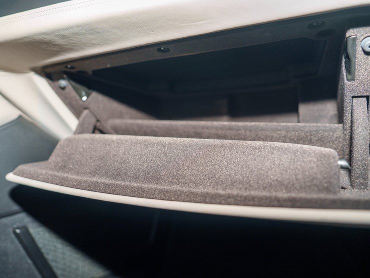 #1064-•-2015-bmw-i-8-image-96