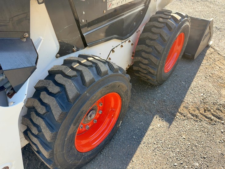 2021-bobcat-s62-image-12
