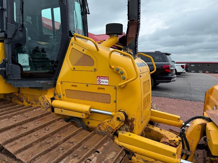 komatsu-d51px-24-image-24