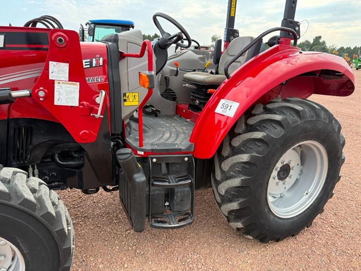 case-ih-farmall-75c-image-19