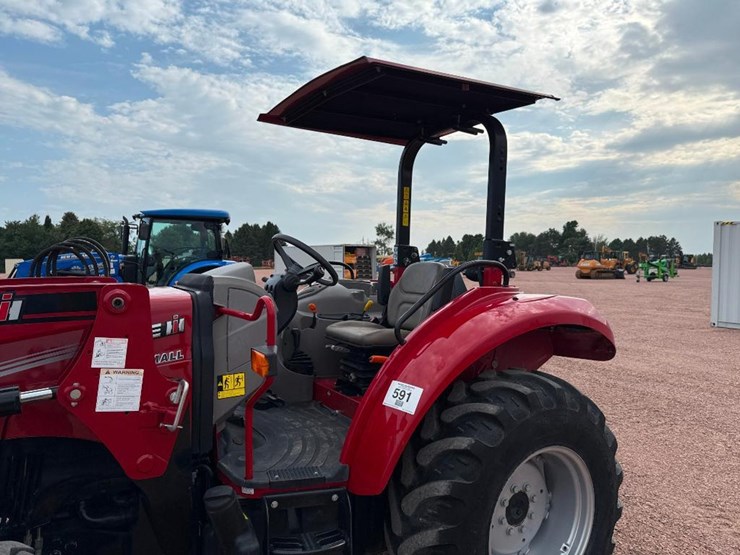 case-ih-farmall-75c-image-21