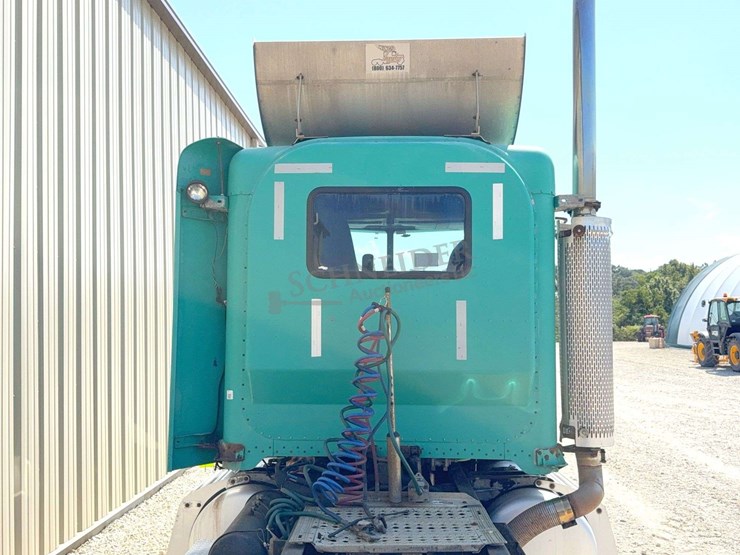 2003-peterbilt-378-image-41
