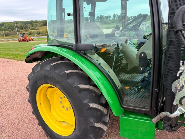 john-deere-5075e-image-19