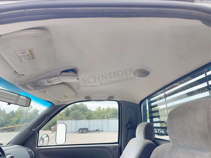 2000-dodge-ram-3500-image-30