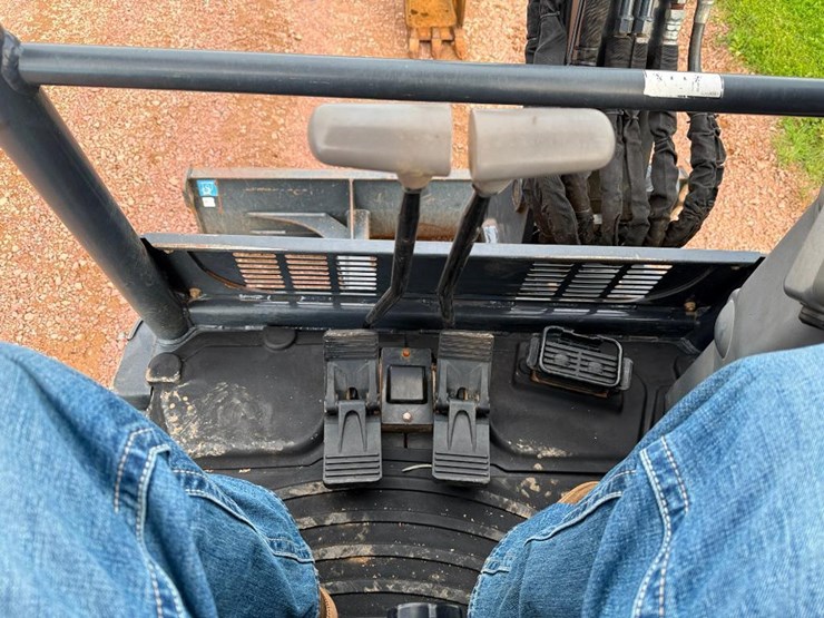 deere-35g-image-45