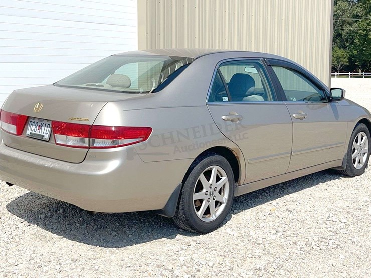 2003-honda-accord-sedan---100%-donation-to-the-jack-charles-schneider-foundation-supporting-the-ffa-image-5