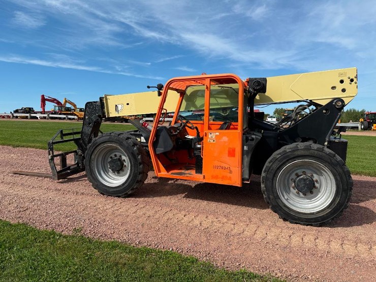 2014-jlg-g6-42a-image-6