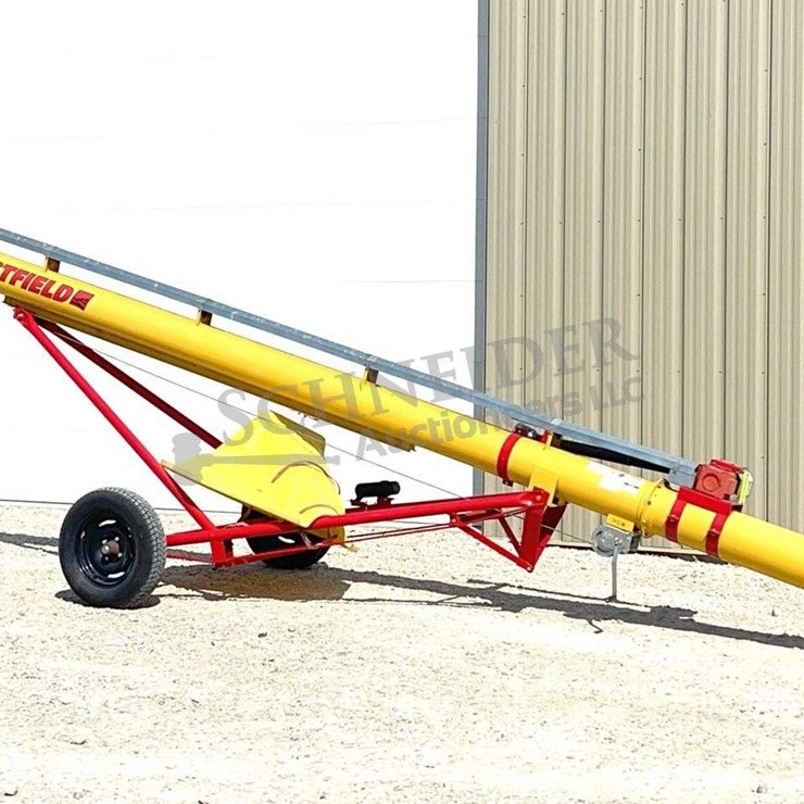 2017 Westfield WR100-31 transport auger