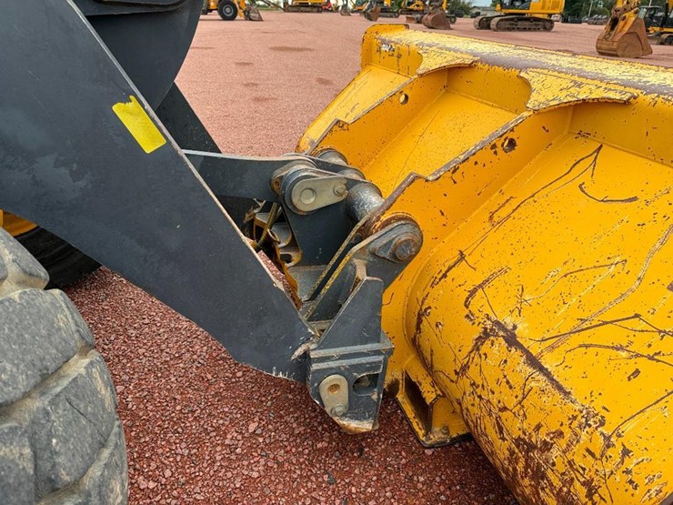 deere-624k-image-35