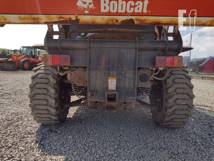 2021-bobcat-toolcat-5600-image-37
