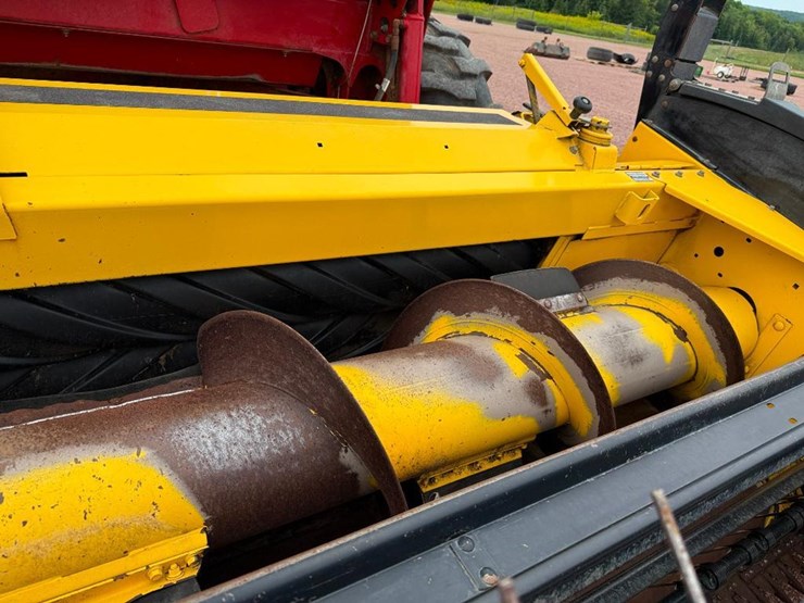 new-holland-hw305-image-34