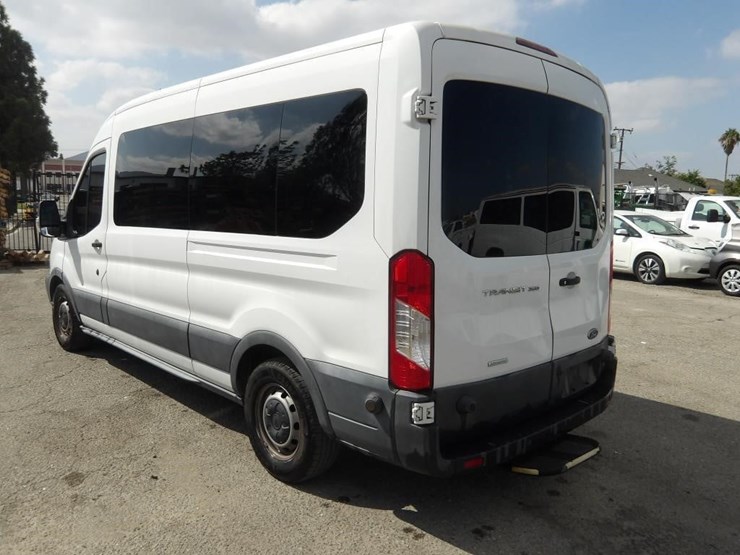 2017-ford-transit-image-5