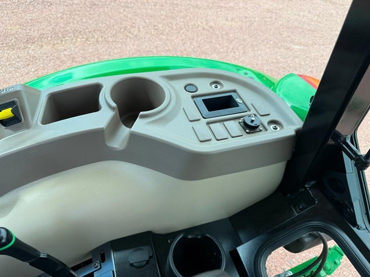 john-deere-5065e-image-60