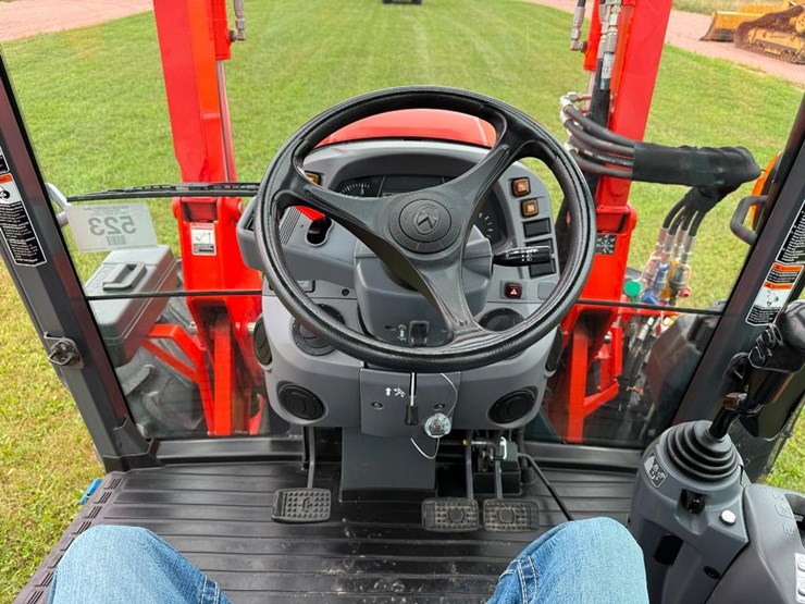kubota-m6-111-image-57