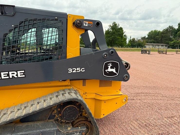 2020-deere-325g-image-12
