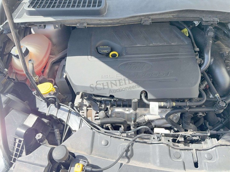 2017-ford-escape-se-image-28