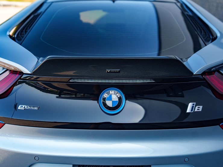 #1064-•-2015-bmw-i-8-image-19